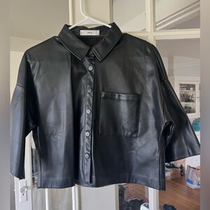 Faux leather crop shirt Mango